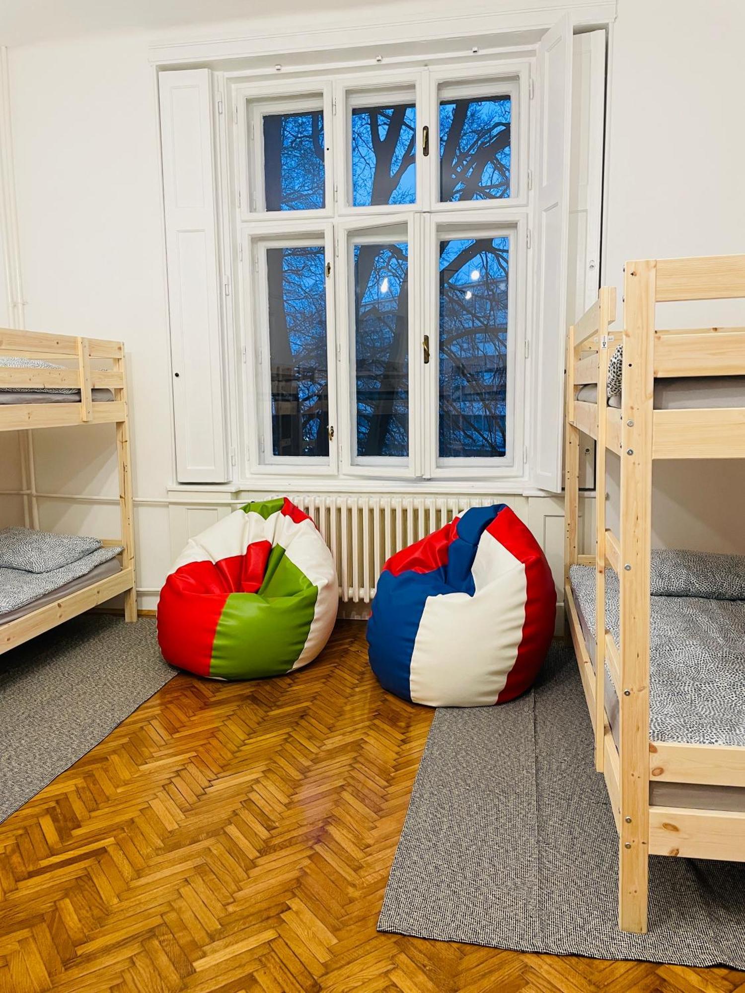 Hostel Green World 诺威萨 外观 照片