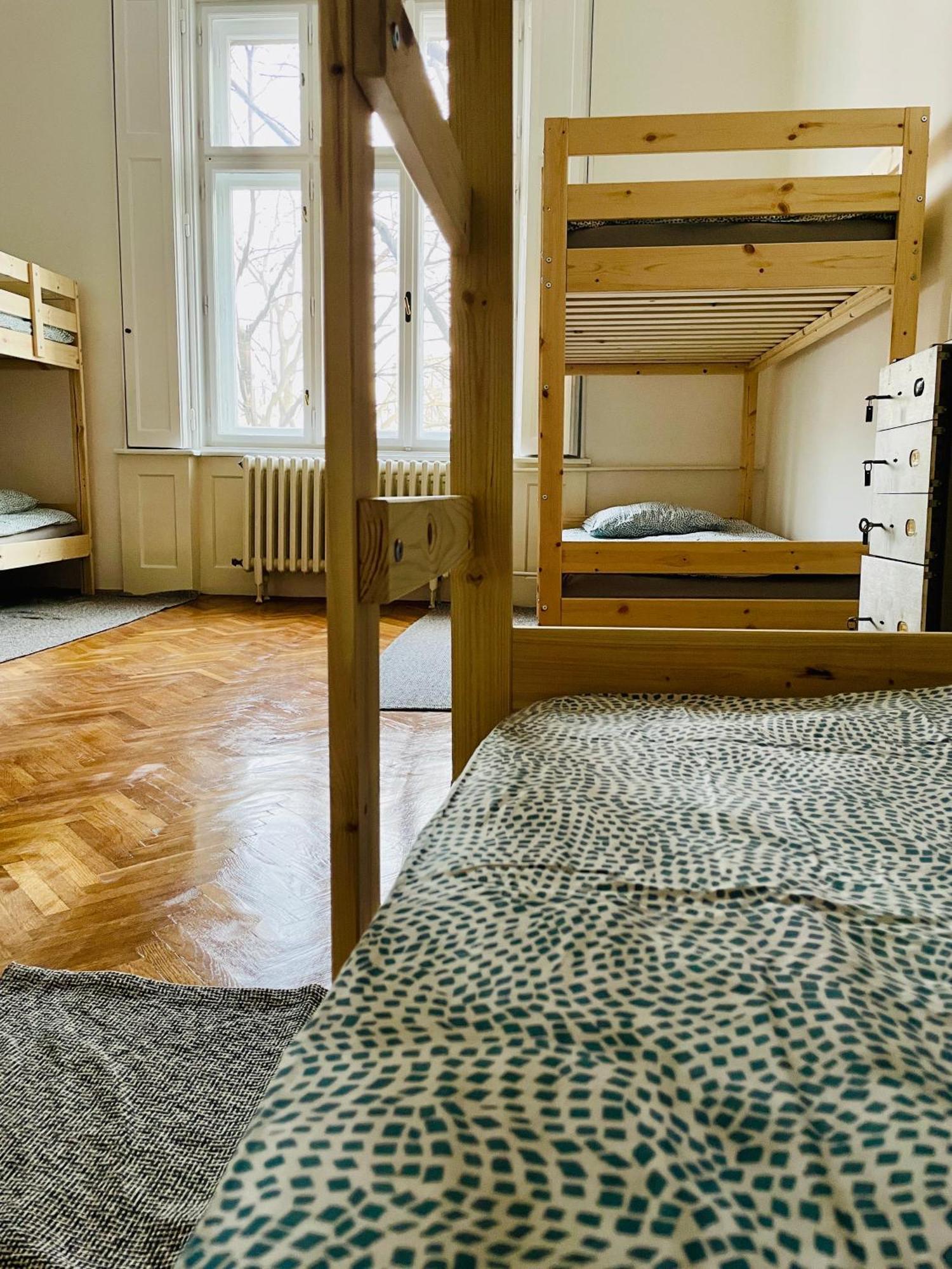 Hostel Green World 诺威萨 外观 照片