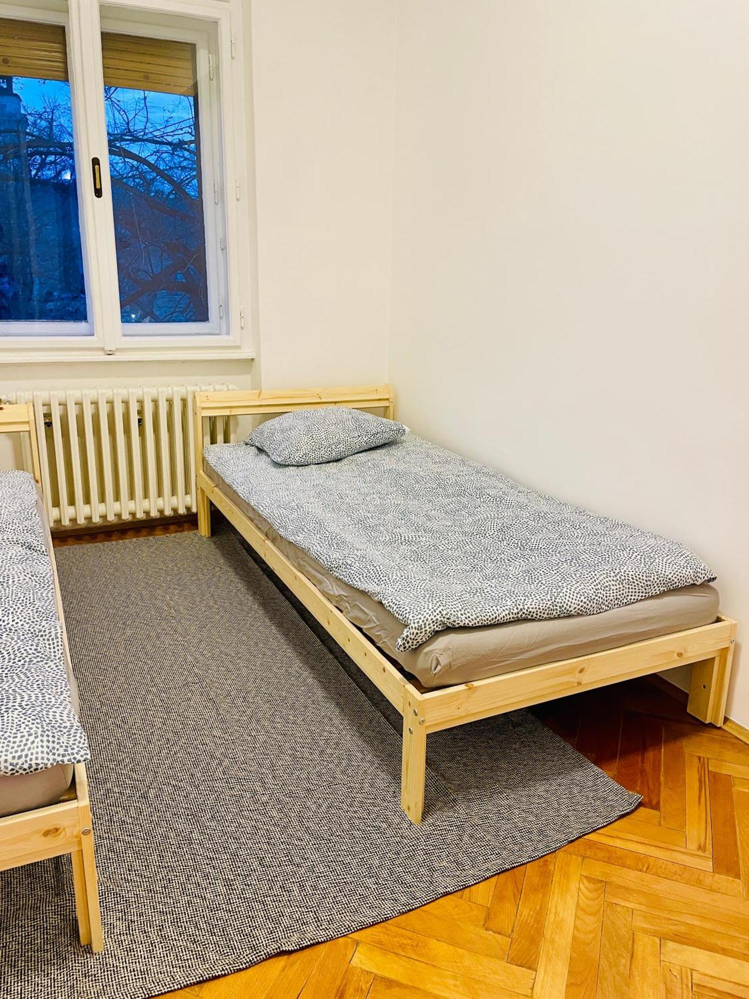 Hostel Green World 诺威萨 外观 照片